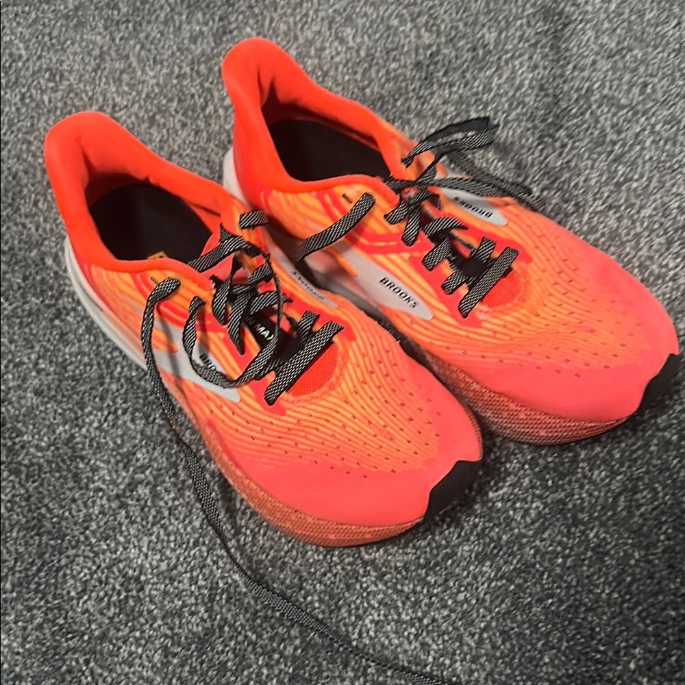 Brooks Coral-Orange Running Sneakers with Black Accents
